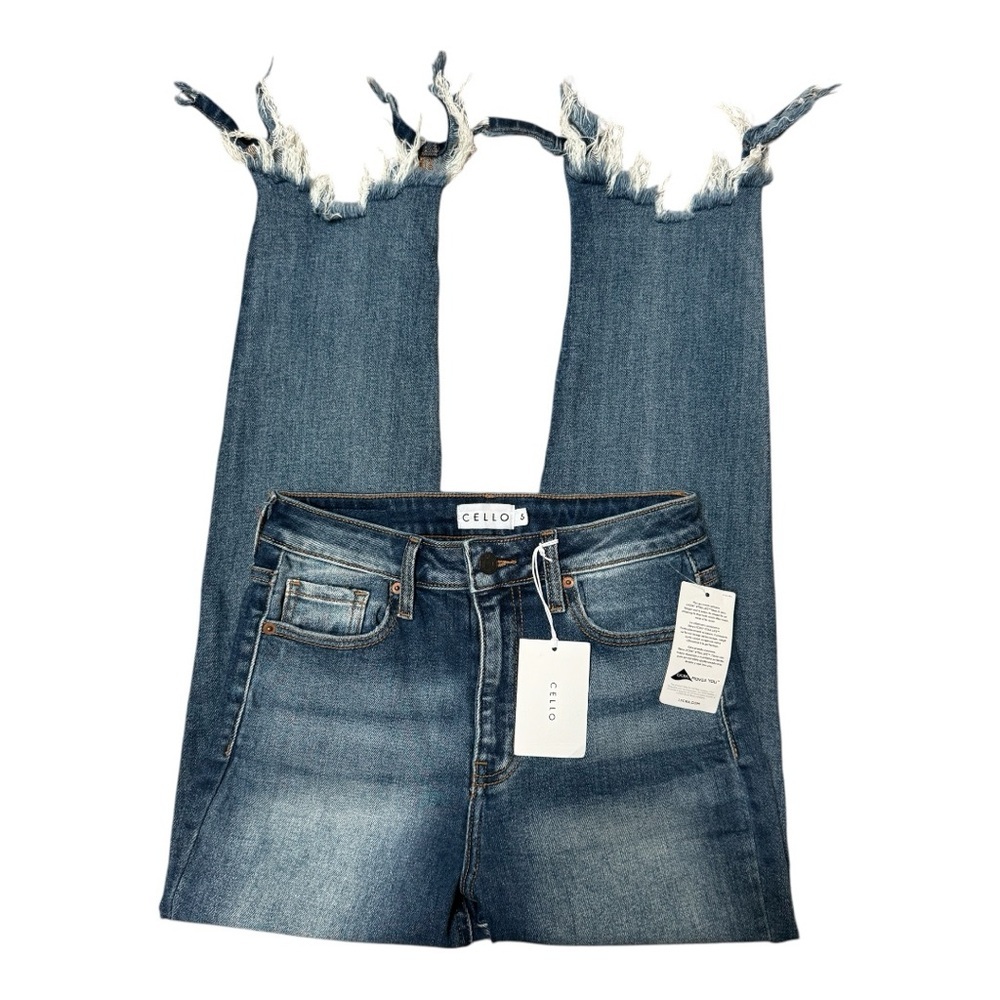 NWT Cello Women's Blue Denim High Waisted Distressed Jeans Size 5